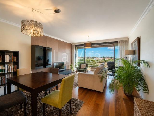 Apartamento venda em Quinta de São Martinho, Cascais