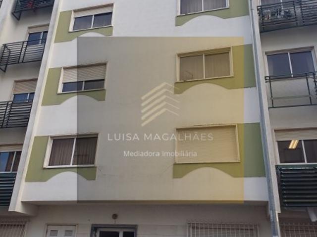 Apartamento venda em Reboleira, Amadora