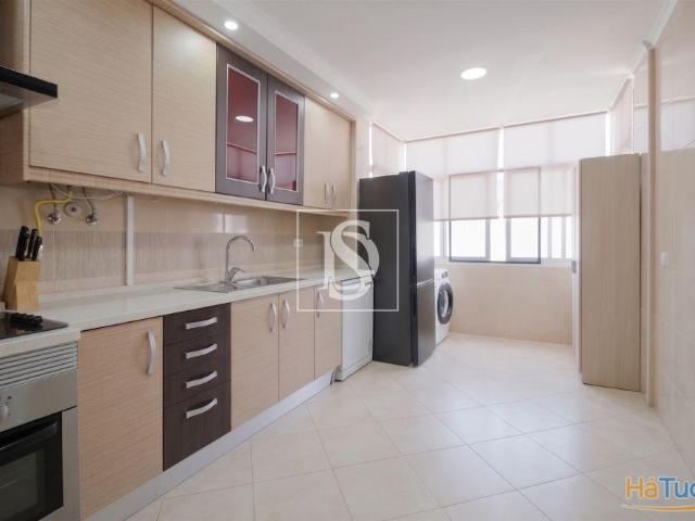 Apartamento alugar em Setúbal