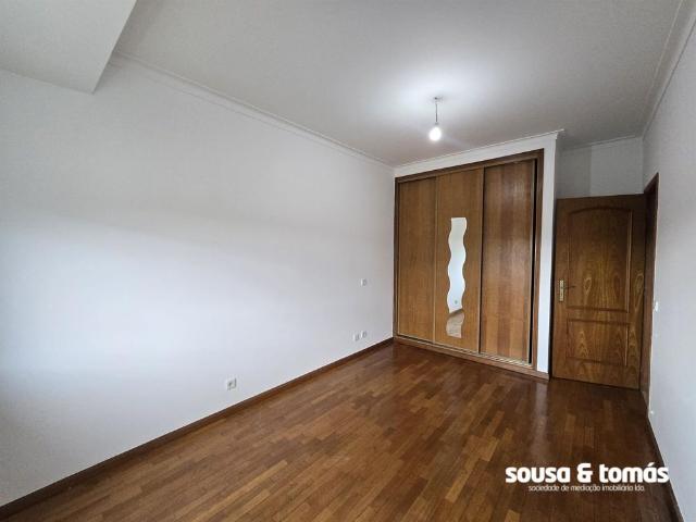 Apartamento alugar em Bairro dos Capuchos, Leiria