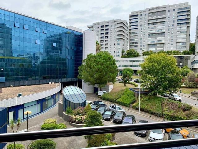 Apartamento alugar em Porto, Lordelo Do Ouro