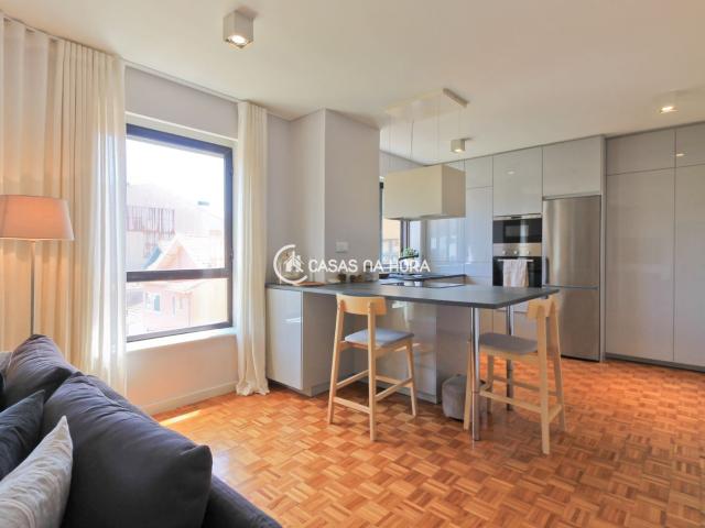 Apartamento alugar em Porto, Aldoar