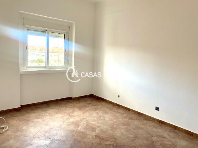 Apartamento alugar em Torcatas, Almada