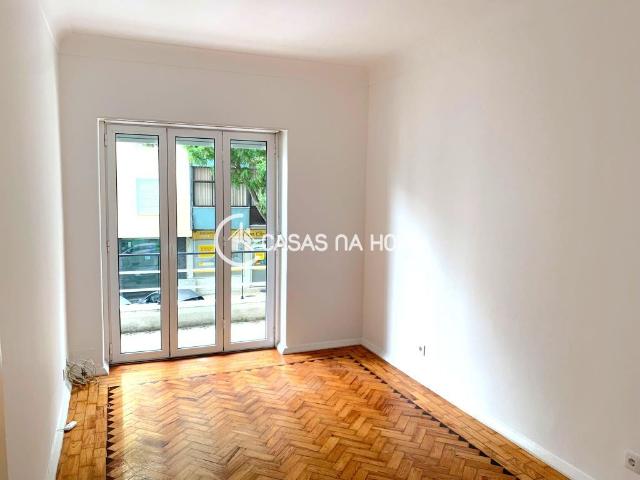 Apartamento alugar em Torcatas, Almada