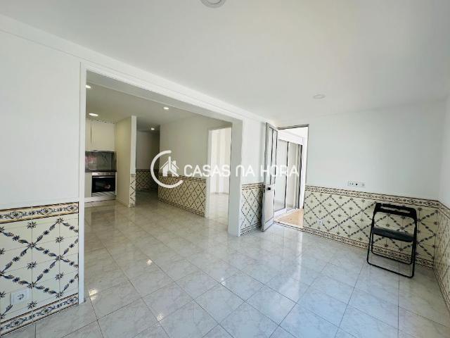 Apartamento alugar em Cova da Piedade, Almada