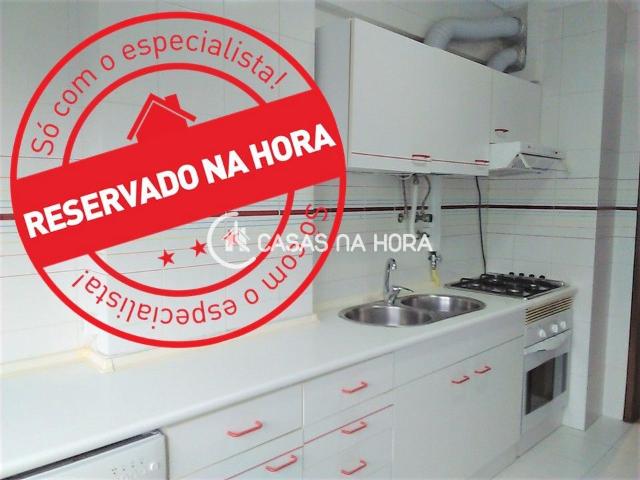 Apartamento alugar em Setúbal