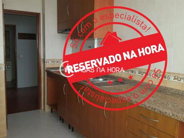 Apartamento alugar em Setúbal