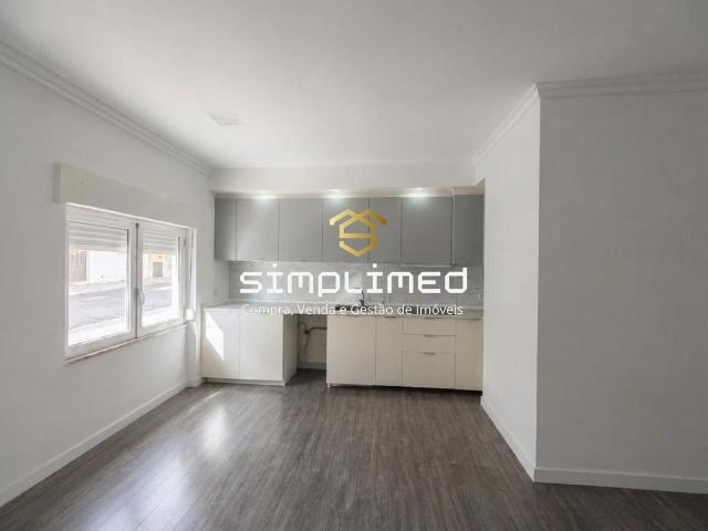 Apartamento alugar em Bairro das Descobertas, Moita
