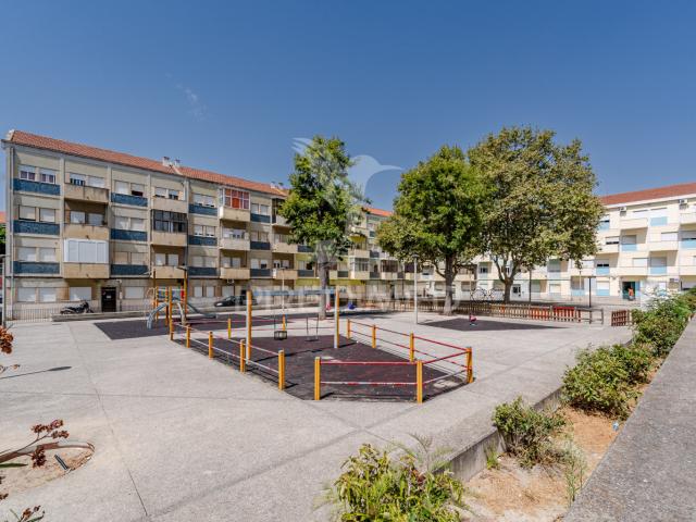 Apartamento venda em Barreiro, Bairro Quinta da Fonte