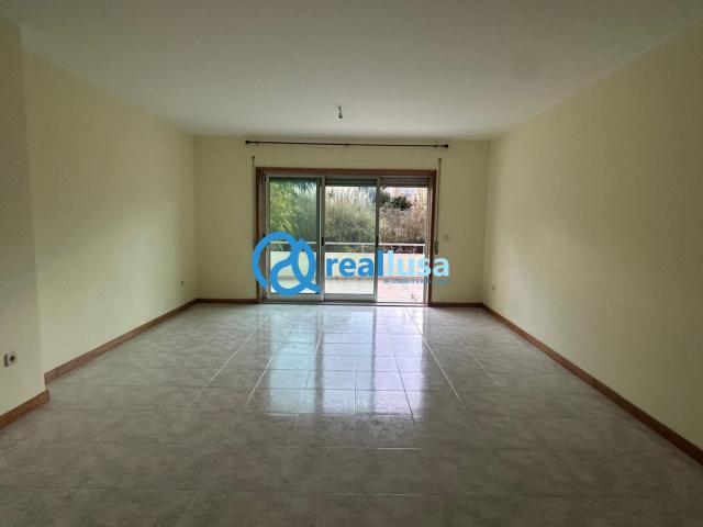 Apartamento venda em Maia, Gueifães