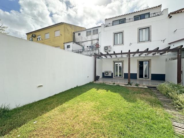 Apartamento alugar em Azeitão (São Lourenço e São Simão), Setúbal