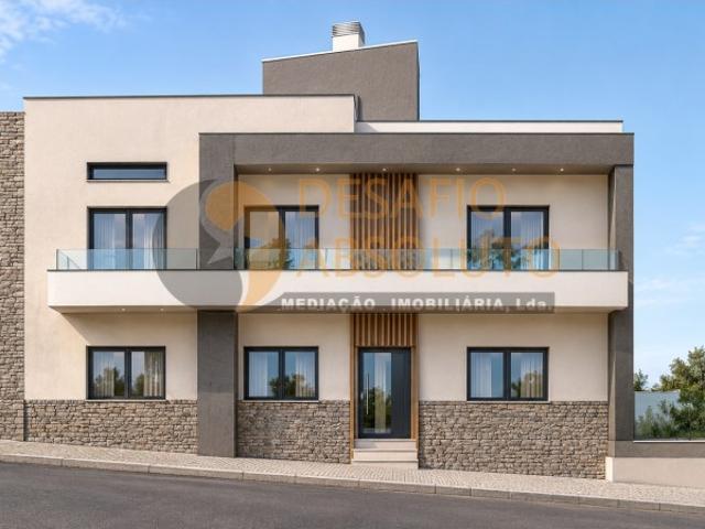 Apartamento venda em Fernão Ferro, Seixal