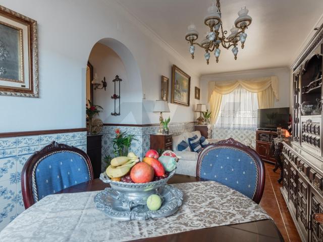 Apartamento venda em Santiago Dos Velhos, Lisboa