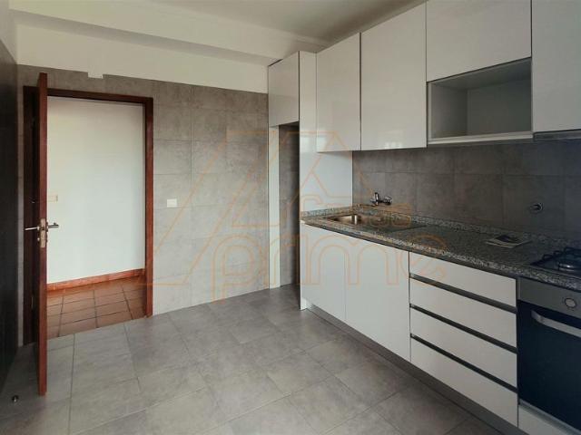 Apartamento alugar em Coimbrã, Sé Nova