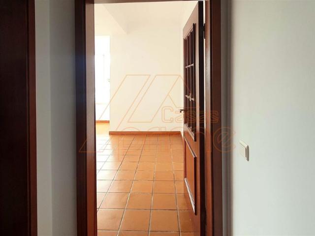 Apartamento alugar em Coimbra (Sé Nova, Santa Cruz, Almedina e São Bartolomeu), Coimbra