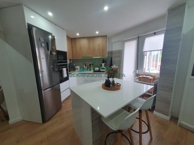 Apartamento venda em Catujal, Santiago Dos Velhos