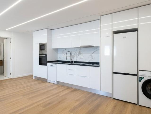 Apartamento venda em Almada, Setúbal