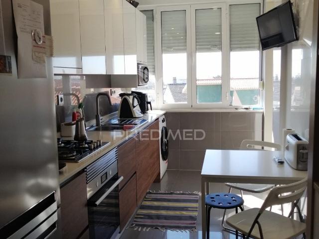 Apartamento alugar em Núcleo Urbano Histórico de Queijas, Oeiras