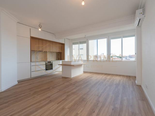Apartamento alugar em Bairro Portugal Novo, Lisboa