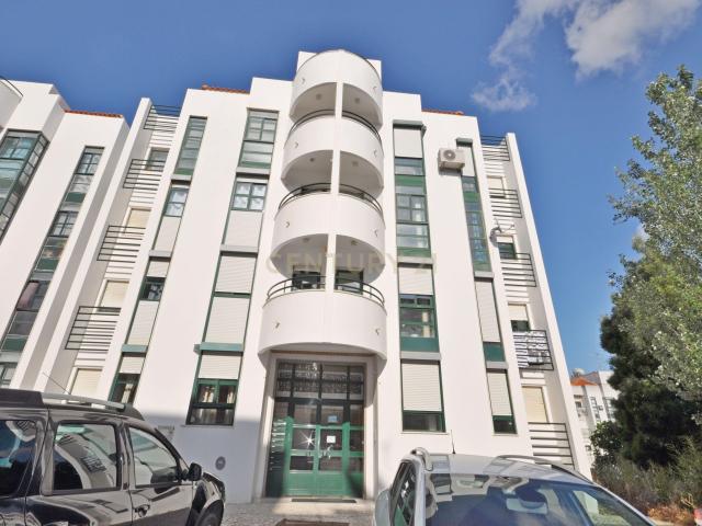 Apartamento venda em Alenquer (Santo Estêvão e Triana), Alenquer