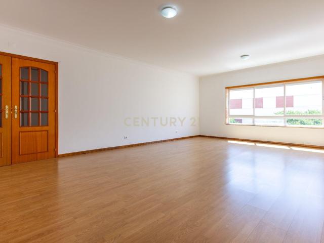 Apartamento venda em Outurela, Oeiras