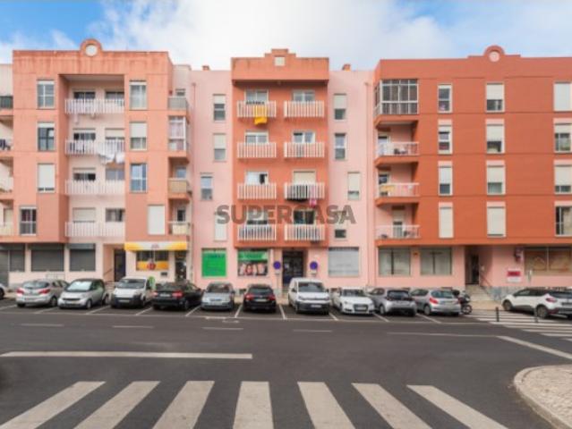 Casa venda em Mem Martins, Sintra