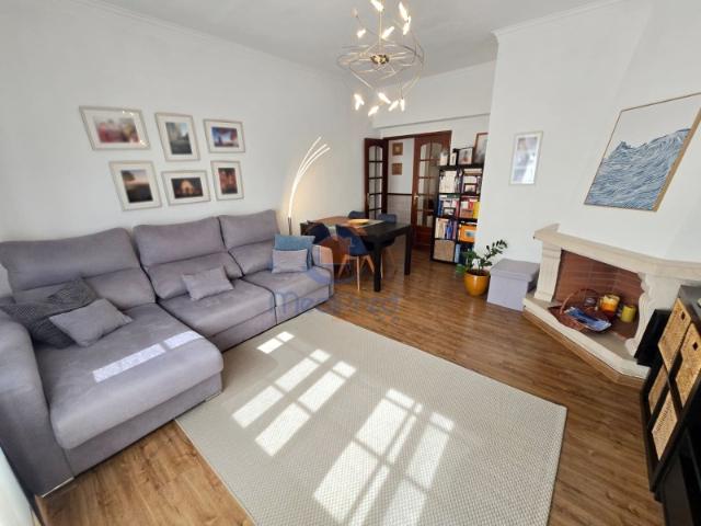 Apartamento venda em Casal do Chapim, Odivelas