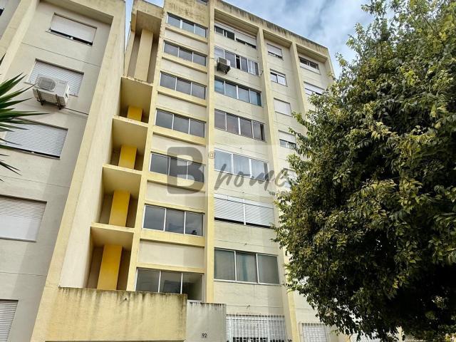 Apartamento venda em Almada, Setúbal