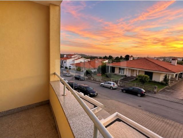 Apartamento alugar em Santa Maria da Feira, Travanca, Sanfins e Espargo, Santa Maria da Feira