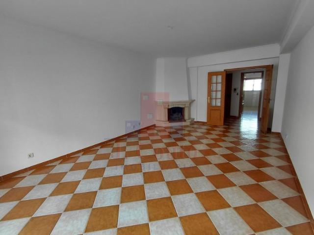 Apartamento alugar em Caldas Da Rainha, Leiria