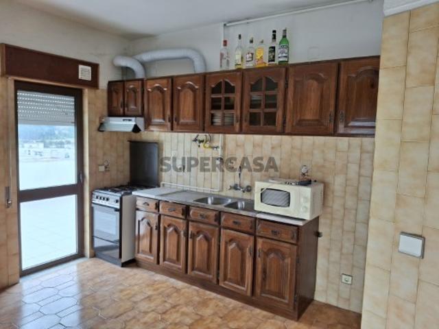 Casa venda em Pederneira, Leiria