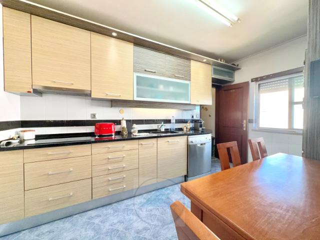 Apartamento venda em Bairro 25 de Abril, Alto do Seixalinho, Santo André e Verderena