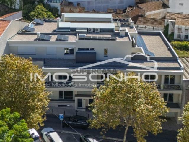 Casa venda em Pederneira, Leiria