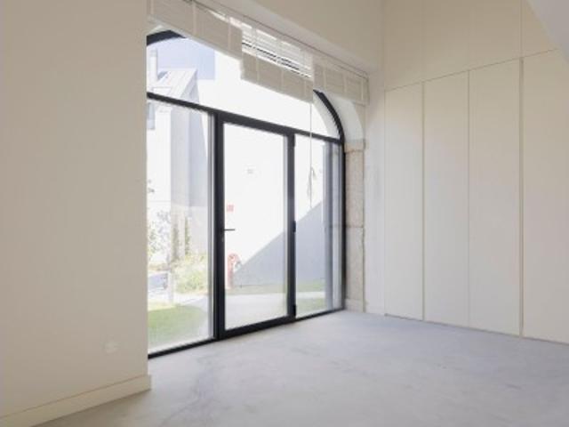 Apartamento venda em Poço do Bispo, Lisboa
