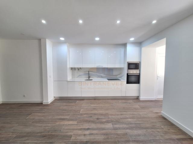 Apartamento venda em Venda Nova, Amadora