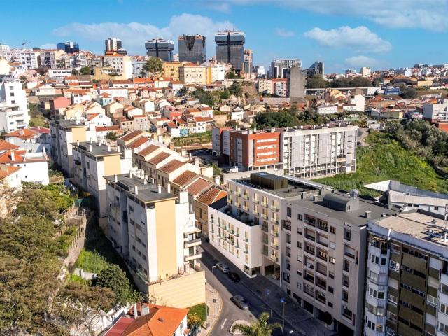 Apartamento venda em Bairro da Calçada dos Mestres, Lisboa