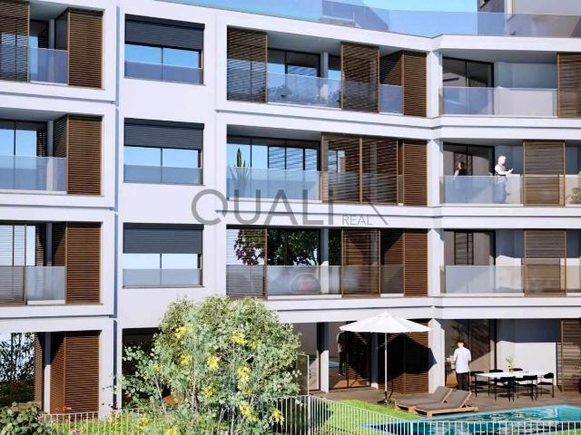 Apartamento venda em Estreito de Câmara de Lobos, Câmara De Lobos