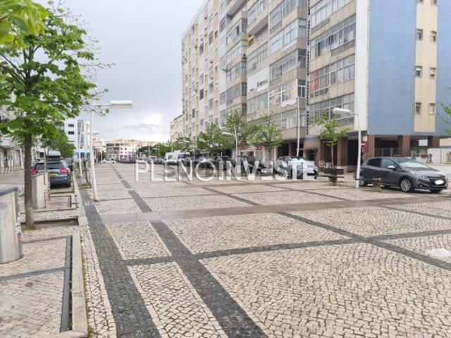 Casa venda em Quinta do Americano, Almada