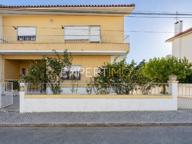 Apartamento venda em Moita, Setúbal