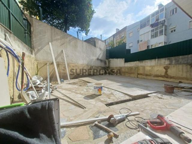 Casa venda em Bairro Janeiro, Amadora