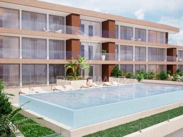 Apartamento venda em Câmara De Lobos, Ilha Da Madeira