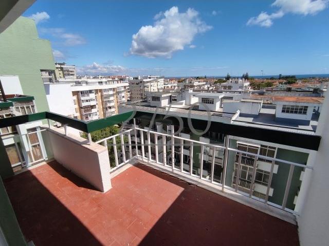 Apartamento alugar em Núcleo Urbano Histórico de Oeiras, Oeiras