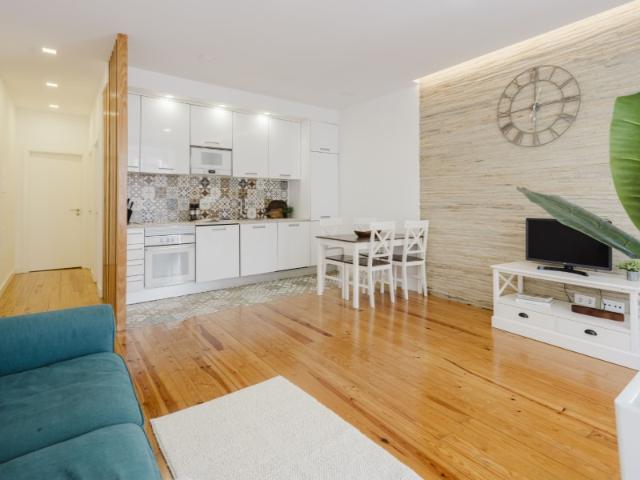 Apartamento alugar em São Vicente, Lisboa
