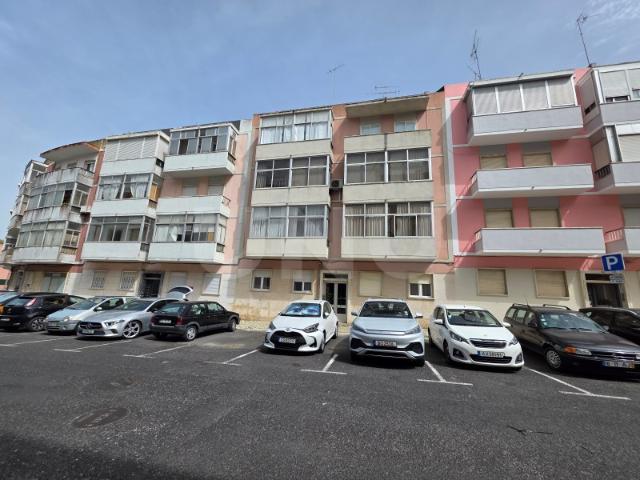 Apartamento venda em Santa Clara, Lisboa