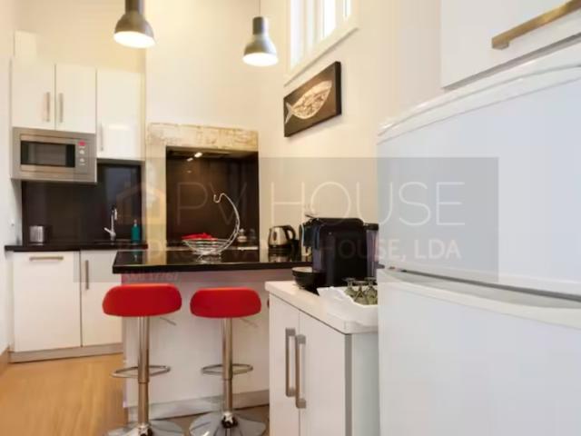 Apartamento alugar em São Vicente de Fora, Lisboa