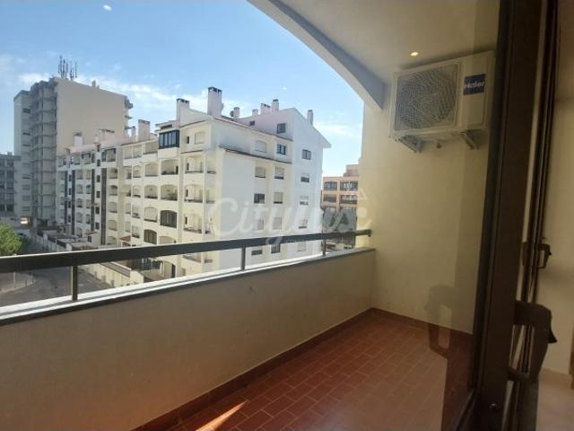 Apartamento alugar em Bairro do Rosário, Cascais