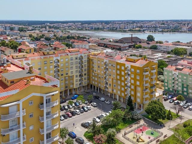 Apartamento venda em Quinta do Cabral, Seixal