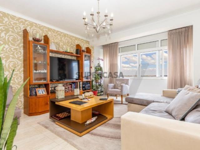Casa venda em Casal da Mira, Amadora