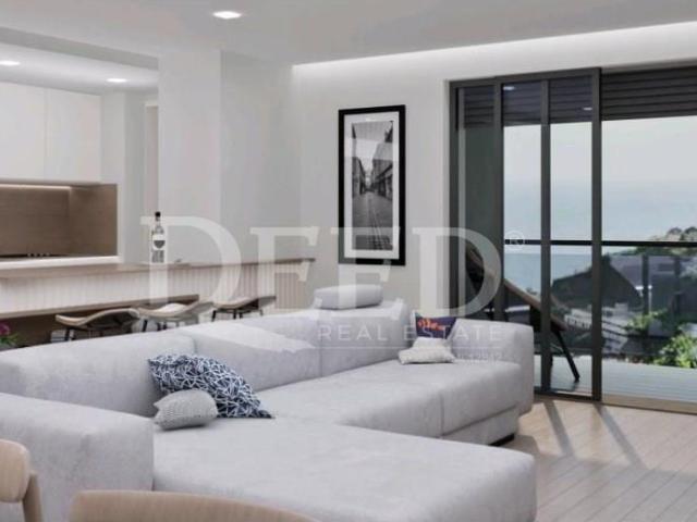 Apartamento venda em Câmara De Lobos, Ilha Da Madeira