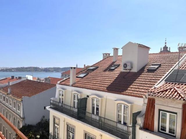 Apartamento alugar em Misericórdia, Lisboa